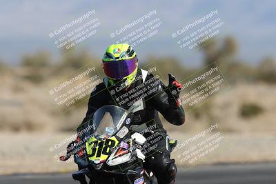 media/Dec-07-2025-CVMA (Sun) [[3e7d2de5dc]]/Race 5-Formula UL-CVMA Hooligans-American Thunder/